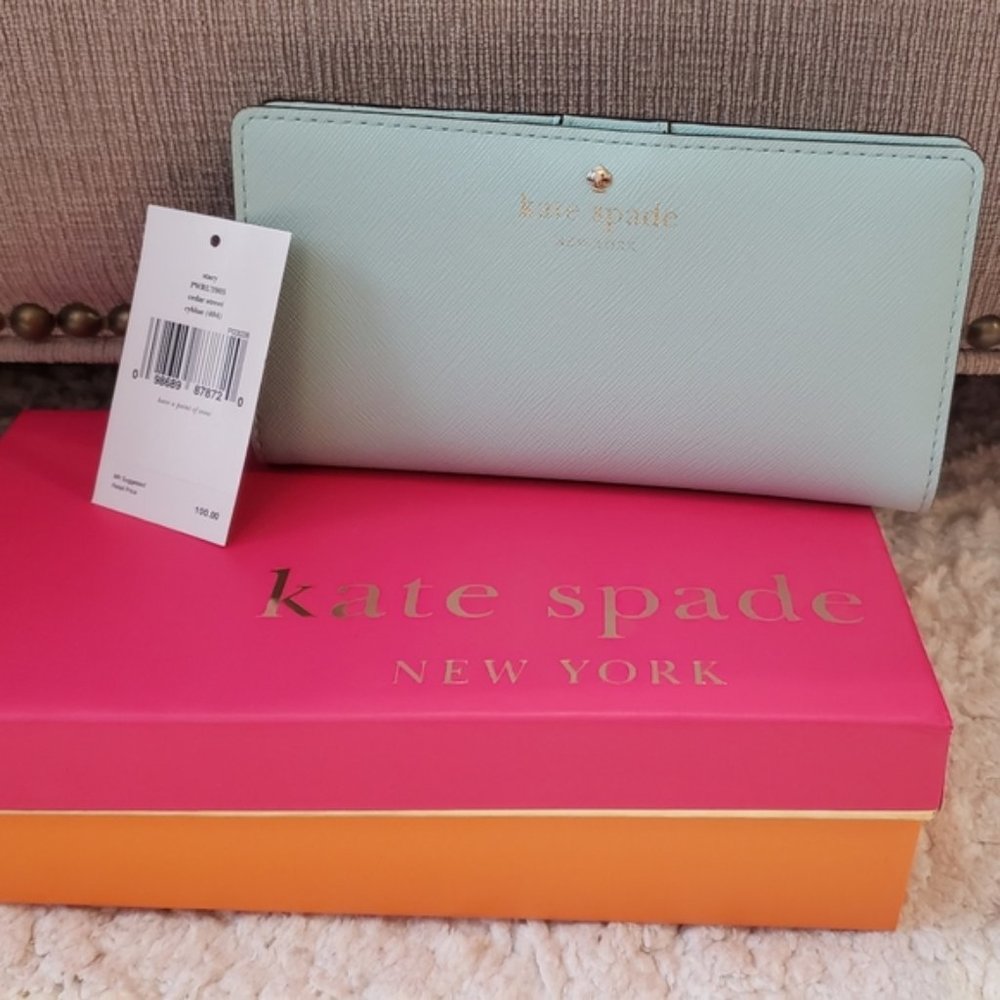 Kate spade cedar street Stacy wallet